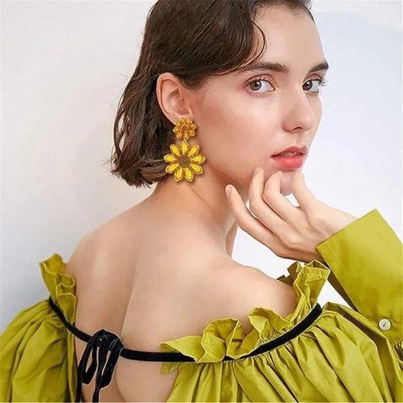 Zara SunFlower Beaded Drop Earrings - Picture 5 of 8